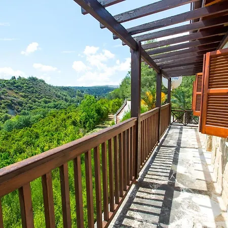 Villa Ambeli *